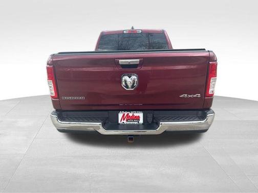Delmonico Red Pearlcoat 2019 RAM 1500 Big Horn
