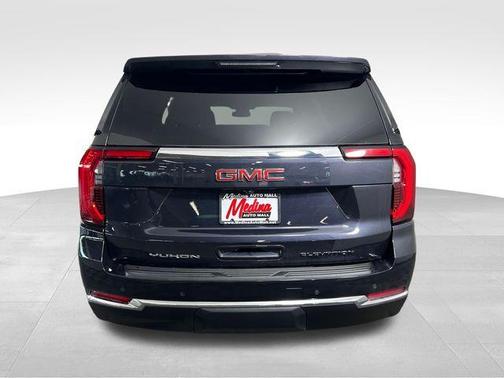 2025 GMC Yukon Elevation