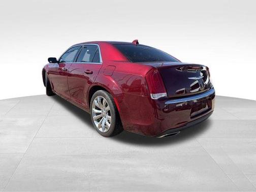 2016 Chrysler 300 Limited