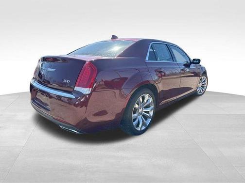 2016 Chrysler 300 Limited