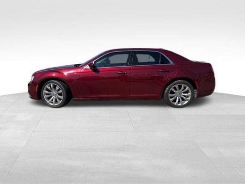 2016 Chrysler 300 Limited