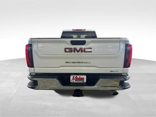 White Frost Tri-Coat 2024 GMC Sierra 3500 SLT