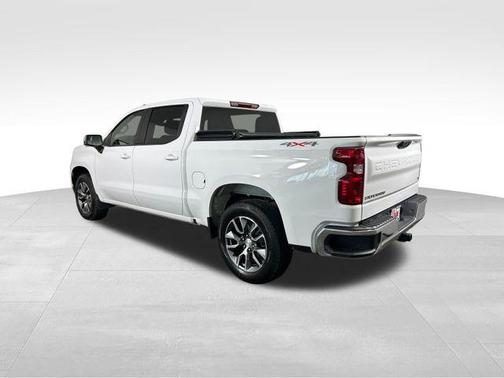 Summit White 2024 Chevrolet Silverado 1500 LT