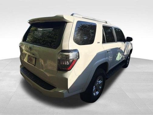 Super White 2015 Toyota 4Runner SR5 Premium