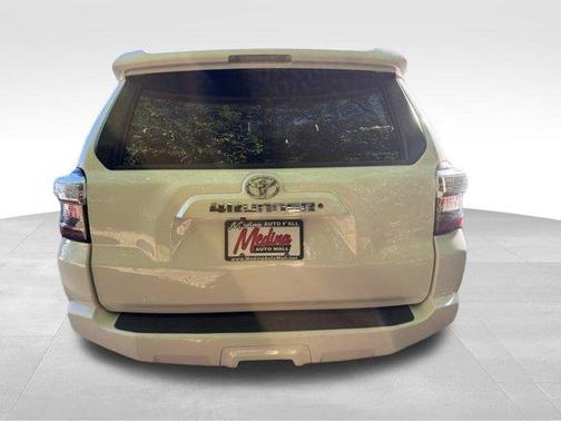 Super White 2015 Toyota 4Runner SR5 Premium