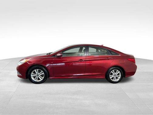 Venetian Red Metallic 2014 Hyundai SONATA GLS
