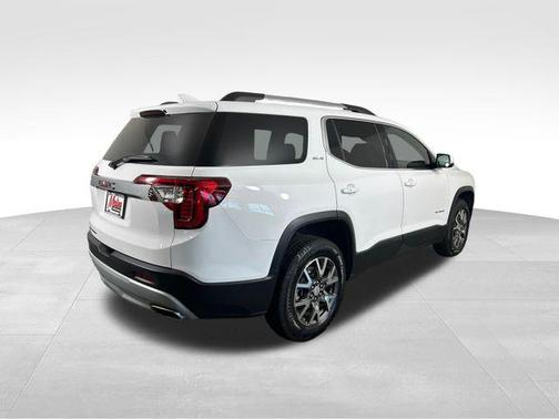 Summit White 2023 GMC Acadia SLE
