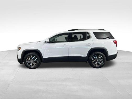 Summit White 2023 GMC Acadia SLE