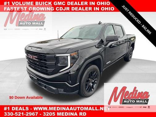2023 GMC Sierra 1500 Elevation