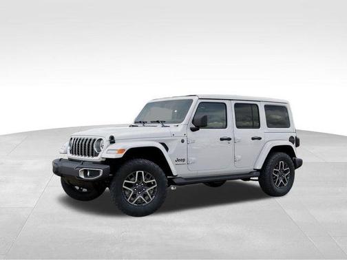 Bright White Clearcoat 2026 Jeep Wrangler Sahara