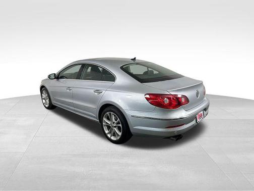 2010 Volkswagen CC Luxury