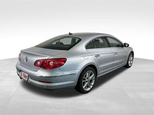 2010 Volkswagen CC Luxury