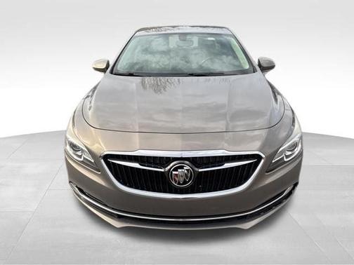 Pepperdust Metallic 2017 Buick LaCrosse Preferred