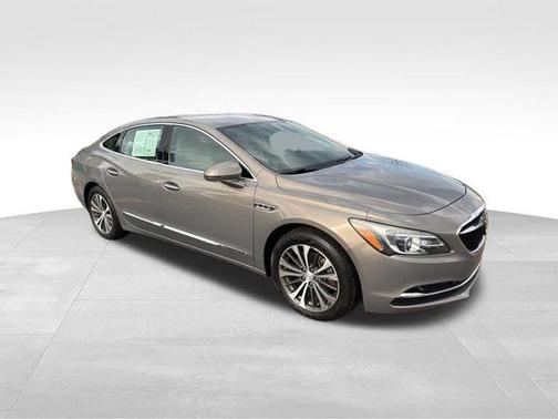 Pepperdust Metallic 2017 Buick LaCrosse Preferred