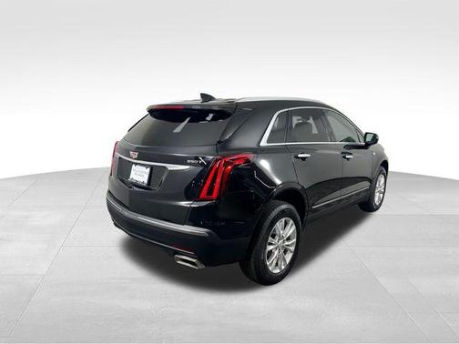 2025 Cadillac XT5 Luxury
