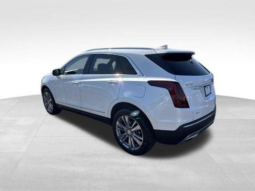 Crystal White Tri-Coat 2023 Cadillac XT5 Premium Luxury