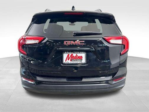 Ebony Twilight Metallic 2024 GMC Terrain SLE