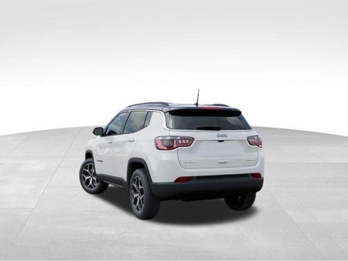 Bright White Clearcoat 2026 Jeep Compass Limited