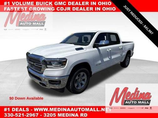 Bright White Clearcoat 2023 RAM 1500 Laramie