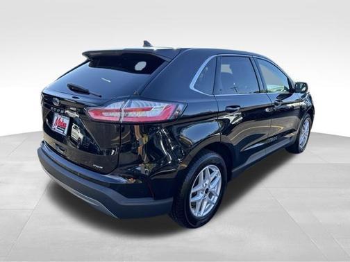 Oxford White 2024 Ford Edge SEL