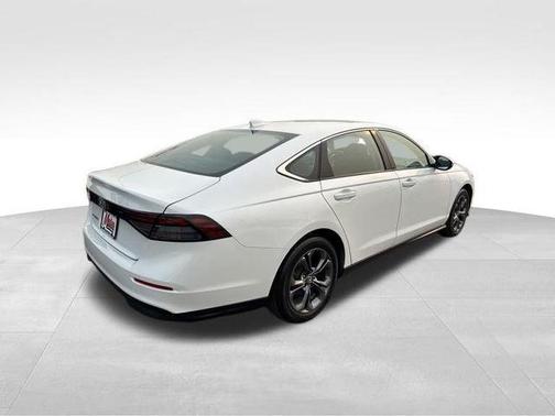 Platinum White Pearl 2023 Honda Accord EX