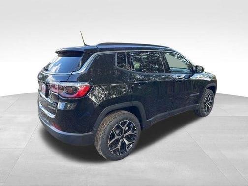 Diamond Black 2026 Jeep Compass Limited