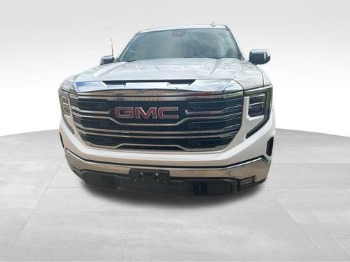 Summit White 2023 GMC Sierra 1500 SLT