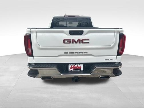 Summit White 2023 GMC Sierra 1500 SLT