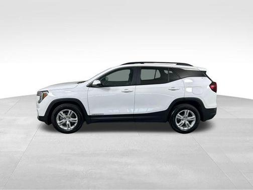 Summit White 2024 GMC Terrain SLE