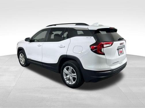 Summit White 2024 GMC Terrain SLE
