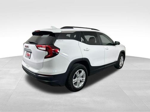 Summit White 2024 GMC Terrain SLE