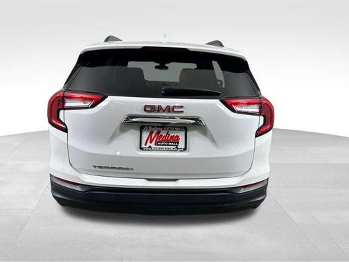 Summit White 2024 GMC Terrain SLE