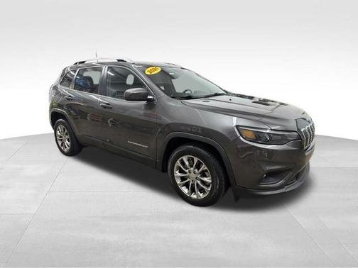 Crystal Metallic 2021 Jeep Cherokee Latitude Lux