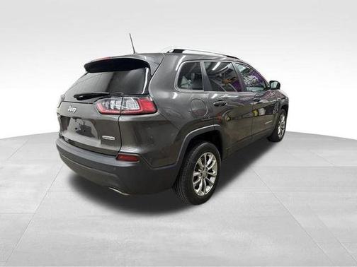 Crystal Metallic 2021 Jeep Cherokee Latitude Lux