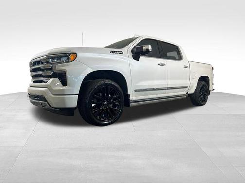 Summit White 2025 Chevrolet Silverado 1500 High Country
