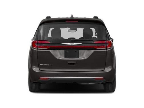 Brilliant Black Crystal Pearlcoat 2023 Chrysler Pacifica Touring-L