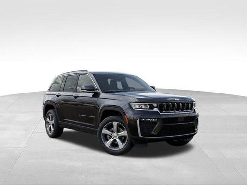 Diamond Black 2026 Jeep Grand Cherokee Limited