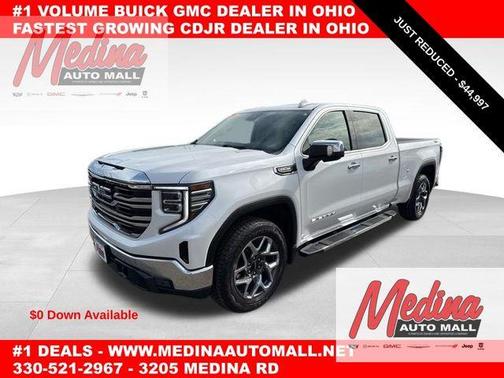 White Frost Tri-Coat 2023 GMC Sierra 1500 SLT
