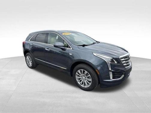 Shadow Metallic 2019 Cadillac XT5 Luxury