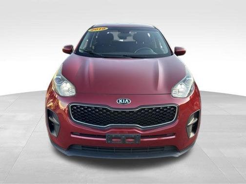 Hyper Red 2019 Kia Sportage LX