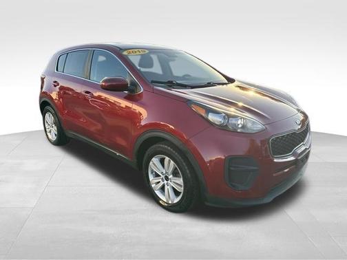 Hyper Red 2019 Kia Sportage LX