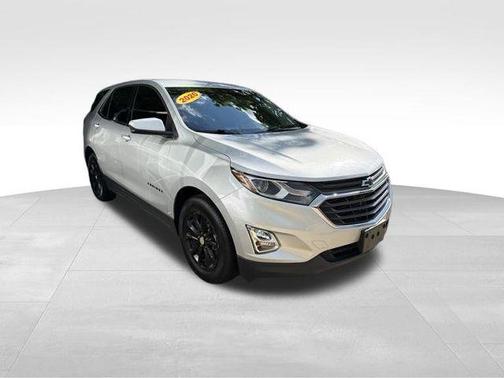Silver Ice Metallic 2020 Chevrolet Equinox 2LT