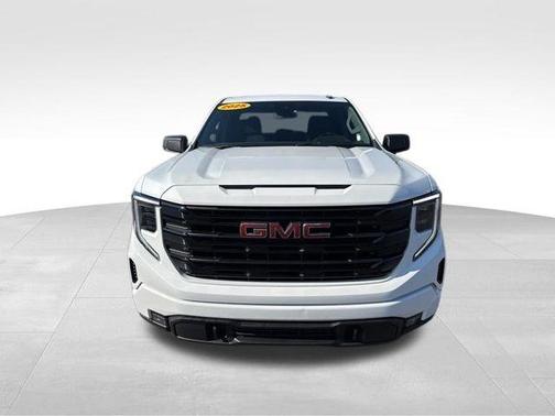 Summit White 2025 GMC Sierra 1500 Elevation