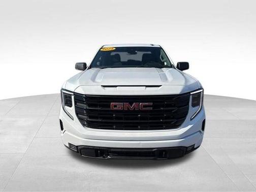 Summit White 2025 GMC Sierra 1500 Elevation
