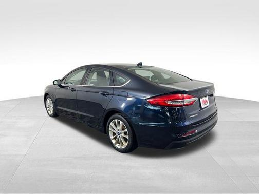 2020 Ford Fusion Hybrid SE