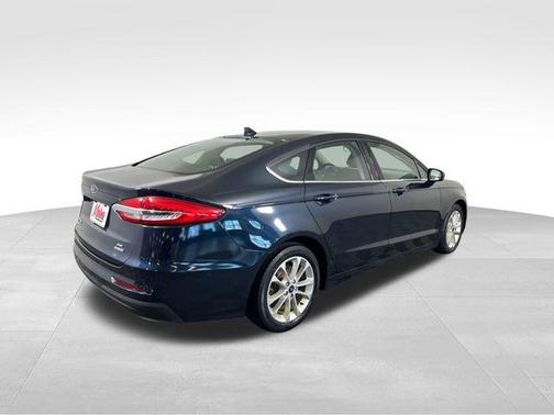 2020 Ford Fusion Hybrid SE