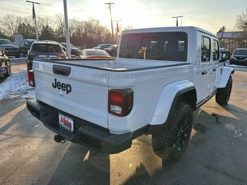 2024 Jeep Gladiator Nighthawk