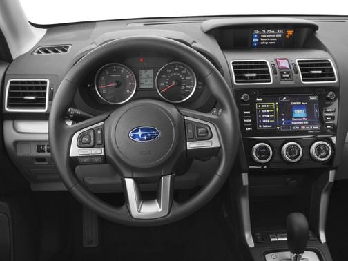 Jasmine Green Metallic 2017 Subaru Forester 2.5i Premium