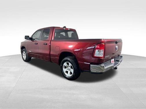 Delmonico Red Pearlcoat 2023 RAM 1500 Big Horn
