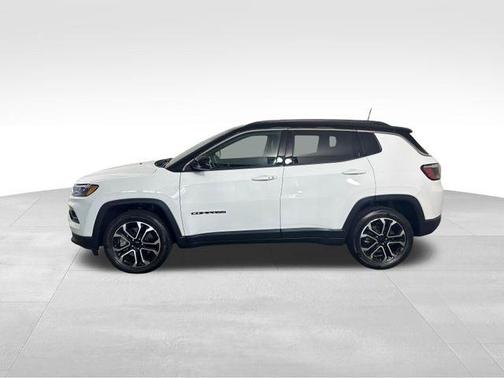 Bright White Clearcoat 2024 Jeep Compass Limited
